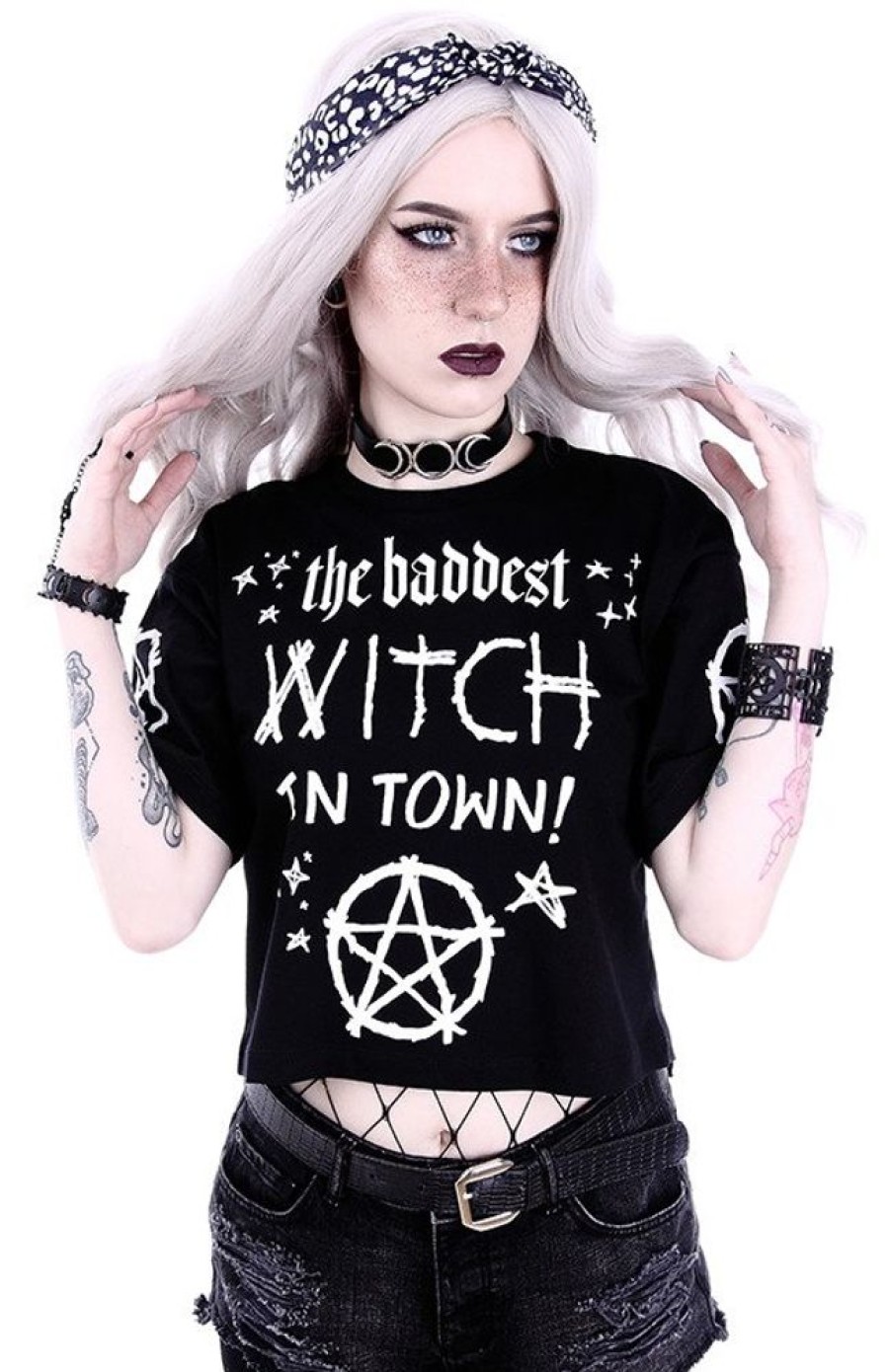 Clothes Restyle | Crop Top Gothic Blouse "The Baddest Witch In Town"